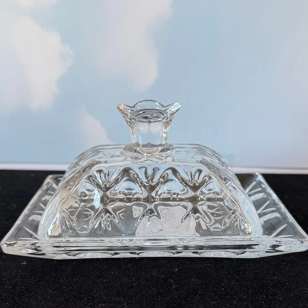 Elegant Vintage-inspired Clear Glass Butter Dish by Italo Homes